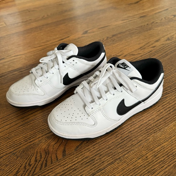 Wmns Dunk Low - ‘White Black' - Picture 4 of 7